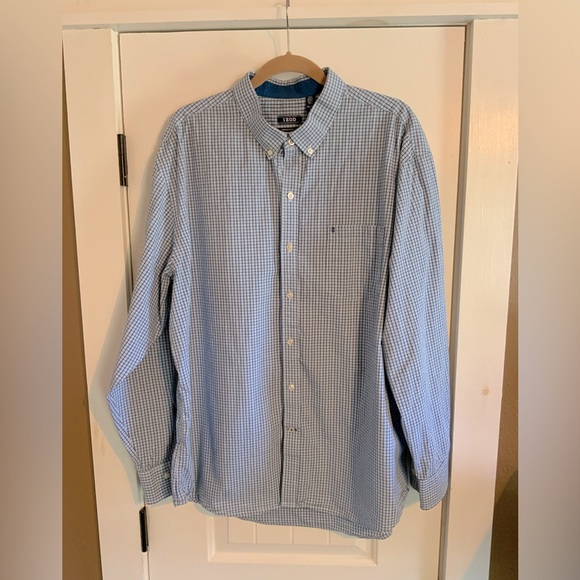 Izod Other - Izod Men’s long sleeve button-down shirt